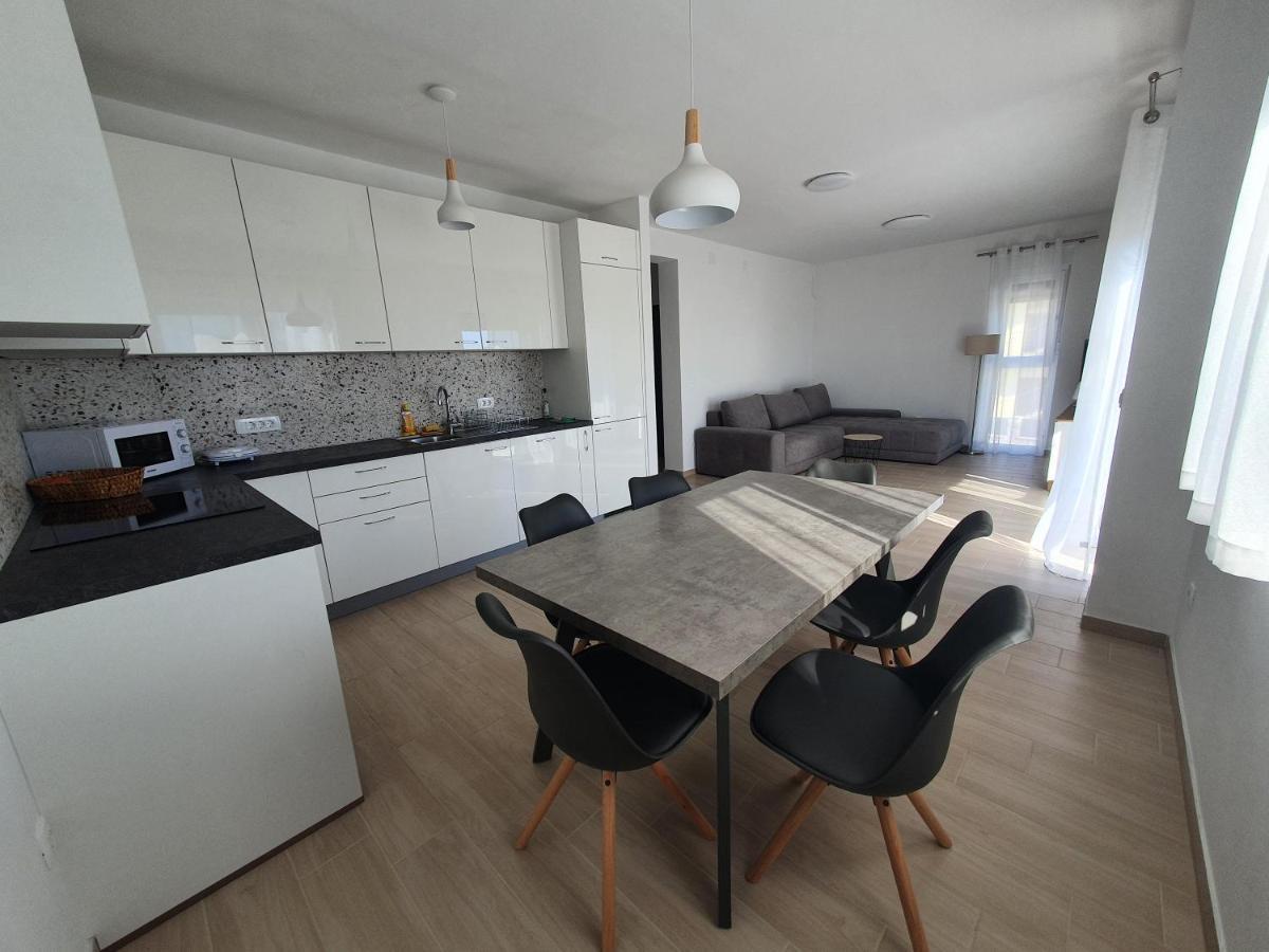 Beachside Place Sukosan Ngoại thất bức ảnh